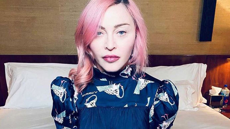 Madonna: Οι νέες σέξι φωτογραφίες και το κράξιμο για τις πλαστικές!