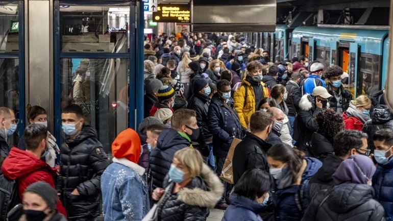 Γερμανία-κορωνοϊός: Το Μόναχο χαλαρώνει και πάλι τα μέτρα