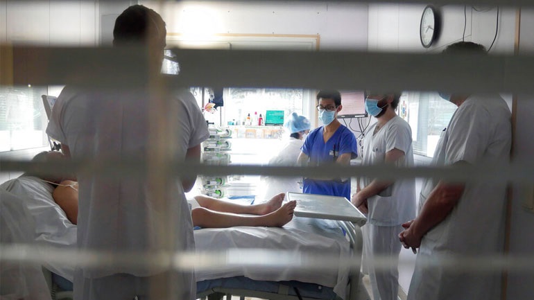 Γαλλία: Ο αριθμός των ασθενών με Covid-19 στις ΜΕΘ αυξάνεται συνεχώς