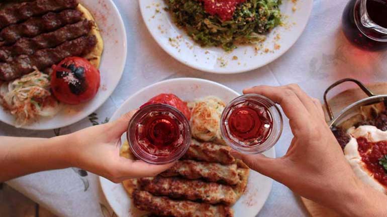 Ψητοπωλείο λειτουργούσε σερβίροντας εννέα πελάτες στην Πιερία