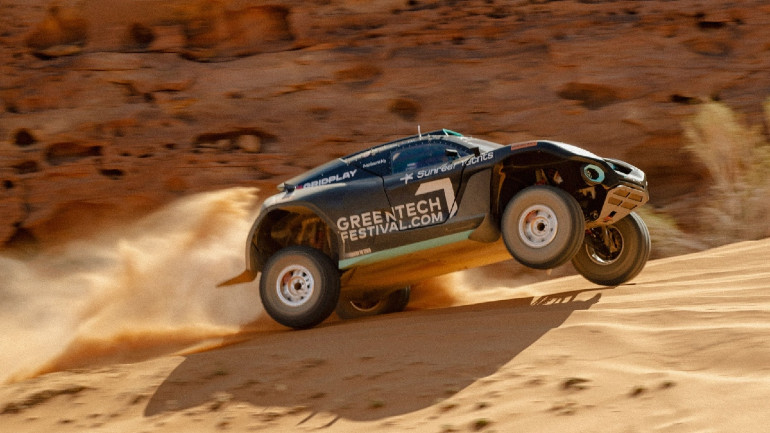 Η ομάδα του Nico Rosberg κέρδισε τον πρώτο αγώνα Extreme E