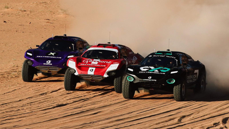 Τα πληρώματα του τελικού...