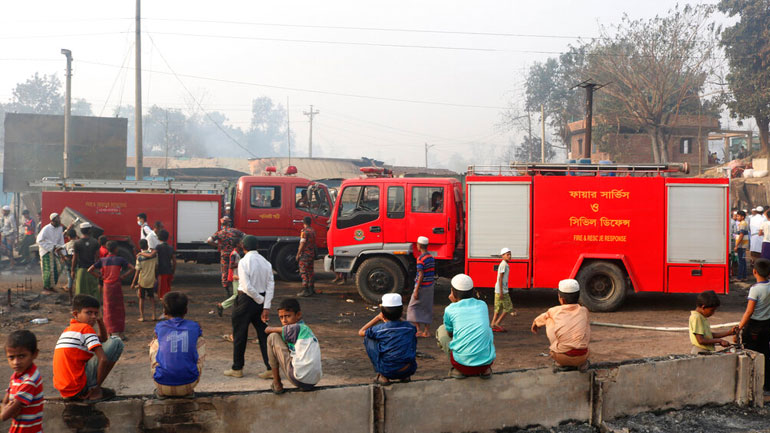 Μπανγκλαντές: Τουλάχιστον 26 νεκροί από τη σύγκρουση πορθμείου με φορτηγό πλοίο