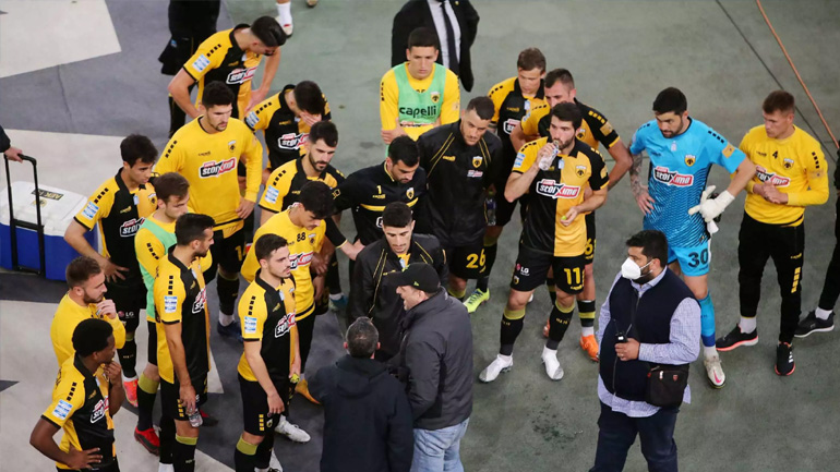 ΑΕΚ: Από κάλεσμα των παικτών η εισβολή των φιλάθλων!