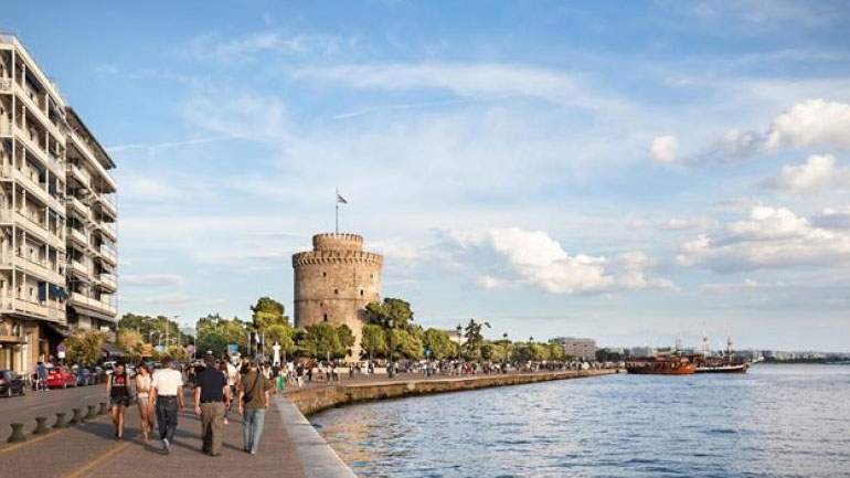 Ασφαλτοστρώνονται 100 δρόμοι στο κέντρο και στις γειτονιές της Θεσσαλονίκης Ασφαλτοστρώνονται 100 δρόμοι στο κέντρο και στις γειτονιές της Θεσσαλονίκης