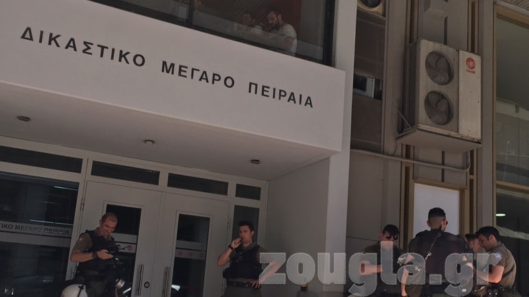 Δικαστήρια Πειραιά: Τι θα γίνει με τις εκκρεμείς δίκες και τα αυτόφωρα