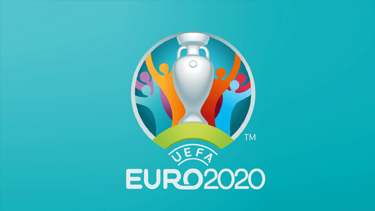 Φίλαθλοι στα γήπεδα και των 12 πόλεων του EURO