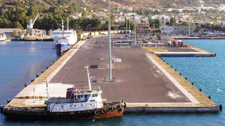 Χανιά: Ζημιές στο λιμάνι της Σούδας από πρόσκρουση πλοίου