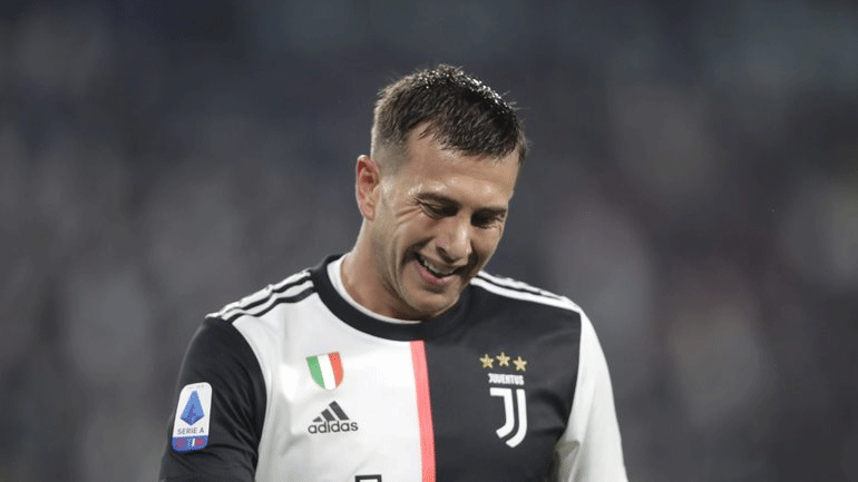 Γιουβέντους: Θετικός στον κορωνοϊό ο Μπερναρντέσκι