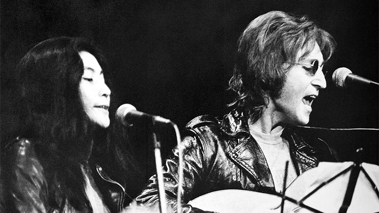 John Lennon – Yoko Ono: Αδημοσίευτα πλάνα από τη ζωή τους στο video του «Look at Me»