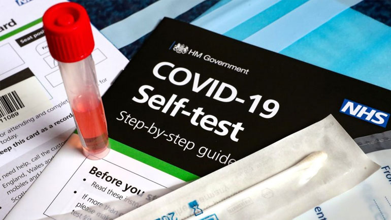 Αποκλειστικά σε ατομικές συσκευασίες ζητούν να είναι τα self tests οι φαρμακοποιοί