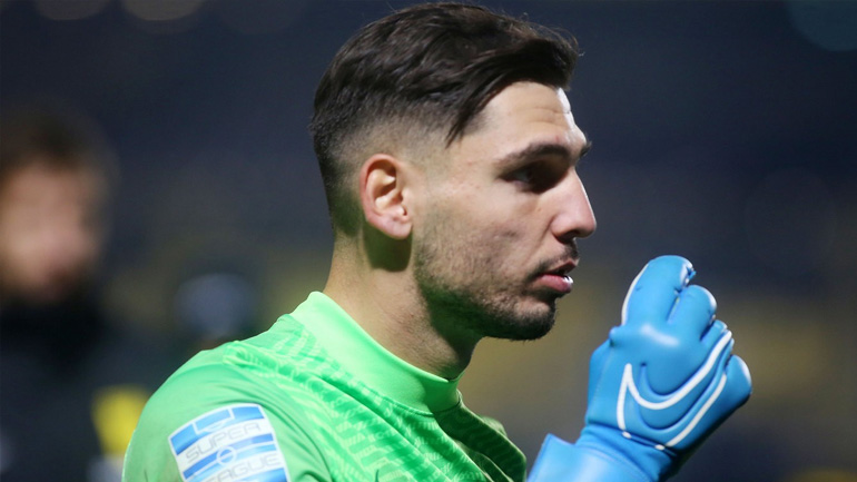 Άρης: Ζητάει 250.000 ευρώ από την ΕΠΟ ο Σιαμπάνης Άρης: Ζητάει 250.000 ευρώ από την ΕΠΟ ο Σιαμπάνης