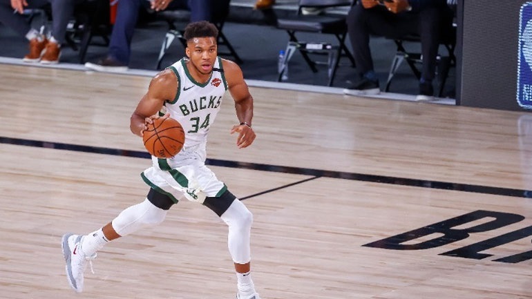 ΝΒΑ: Αμφίβολος και για τον αγώνα με τους Μάβερικς ο Αντετοκούνμπο