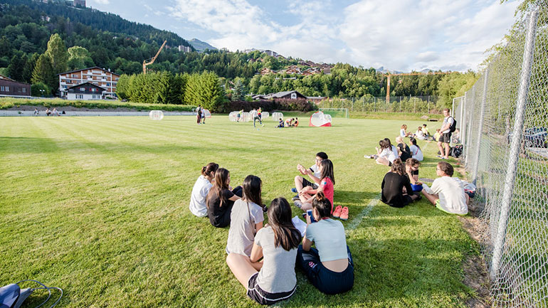 Ελβετία: Μαθητές παραποίησαν τεστ κορωνοϊού για να χάσουν μάθημα