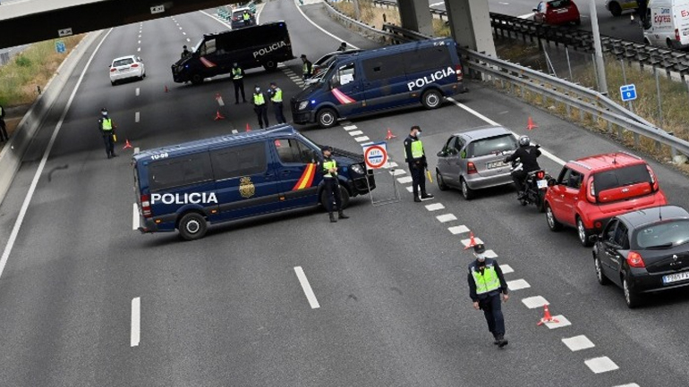 Ισπανία: Συνελήφθη Ελβετός που οδηγούσε ανάποδα σε αυτοκινητόδρομο με συνοδηγό ένα πτώμα