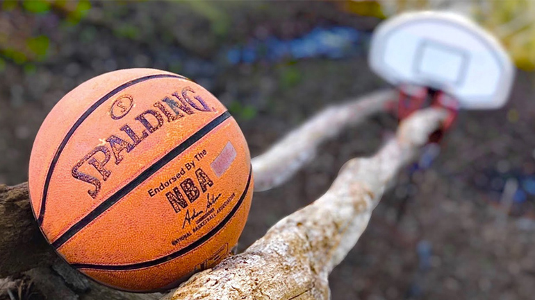 Mηχανή Rube Goldberg στον κήπο