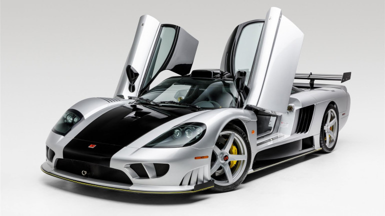Προς πώληση μία από τις επτά σπάνιες Saleen S7-LM