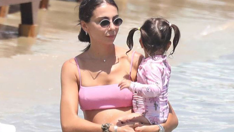 Η Ολυμπία Χοψονίδου μιλάει για το bullying που δέχτηκε επειδή απέκτησε 6 παιδιά