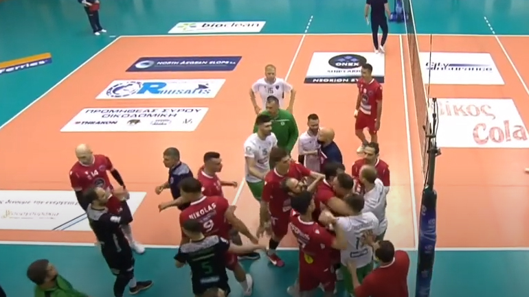 Volley League: Η ανακοίνωση του Φοίνικα για το επεισόδιο στο ματς με τον Παναθηναϊκό