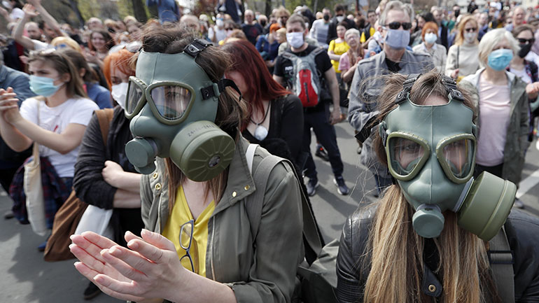 Σερβία: Χιλιάδες άνθρωποι διαδήλωσαν για την αντιμετώπιση της μόλυνσης του περιβάλλοντος