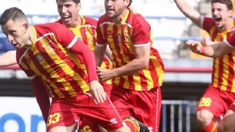 Πρώτος ο Ιάλυσος, 1-0 τη Σαντορίνη