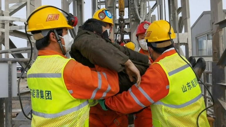 Κίνα: Εγκλωβίστηκαν 21 εργάτες σε ανθρακωρυχείο