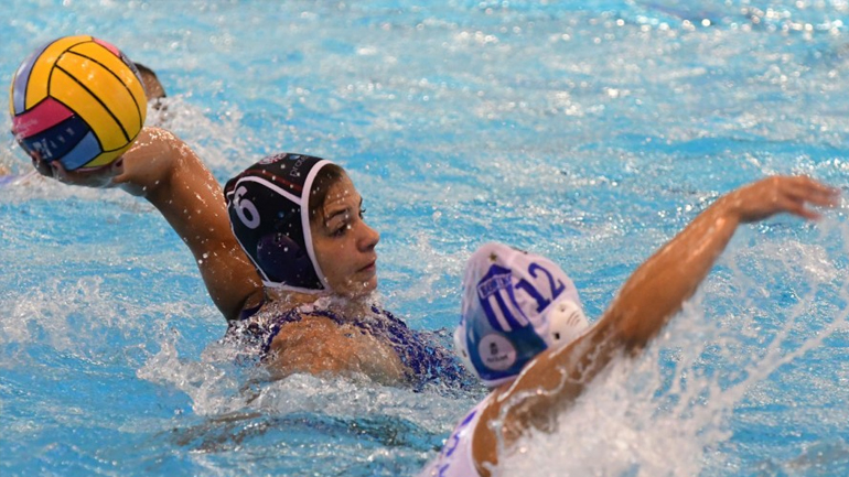 Πόλο γυναικών: Μόνη δεύτερη η Βουλιαγμένη, 14-8 τον Εθνικό