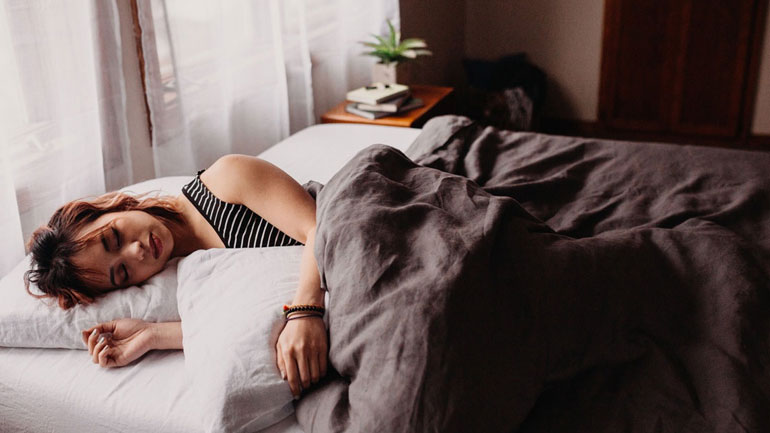 Τι συμβαίνει στο σώμα σας όταν κοιμάστε;