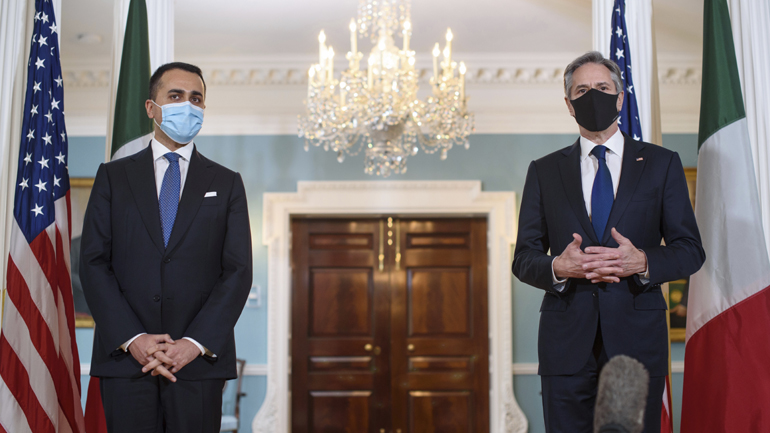 Ο Ιταλός ΥΠΕΞ ο πρώτος που γίνεται δεκτός στην Ουάσινγκτον επί προεδρίας Μπάιντεν