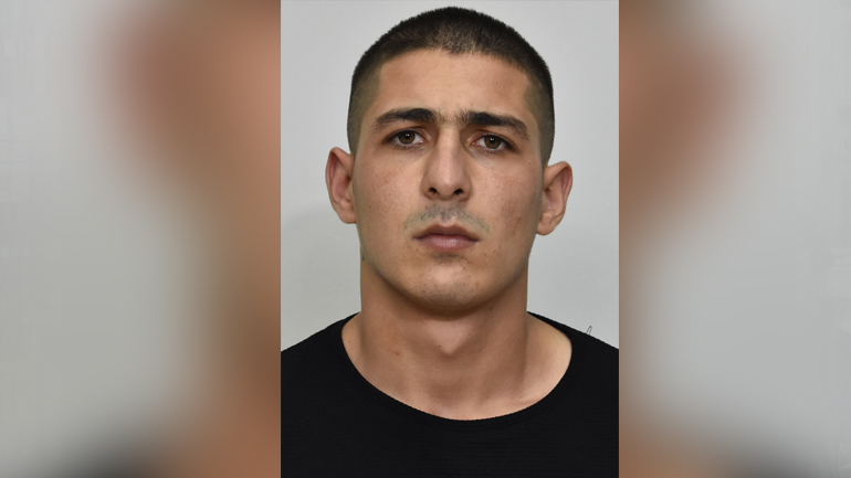 Στη δημοσιότητα η φωτογραφία του 19χρονου που λήστεψε τους γονείς της Τατιάνας Στεφανίδου