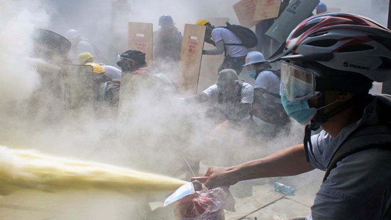 Μιανμάρ: Κάλεσμα σε αντίσταση κατά του πραξικοπήματος