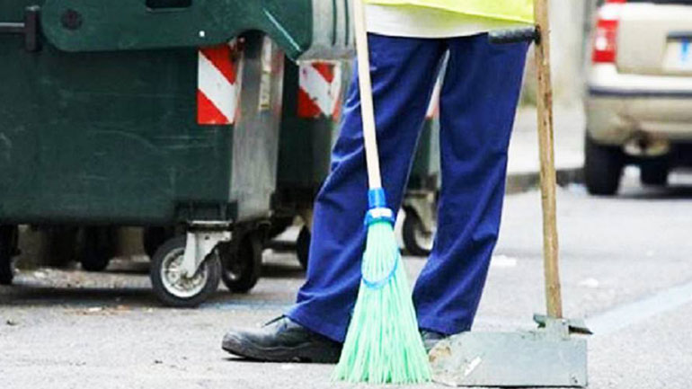 Εργαζόμενοι του Δήμου Θεσσαλονίκης στην καθαριότητα βρήκαν και παρέδωσαν τσάντα με 1000 ευρώ