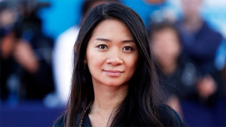 Κλόι Ζάο: Μεγάλη νίκη στα βραβεία της Ένωσης Αμερικανών Σκηνοθετών