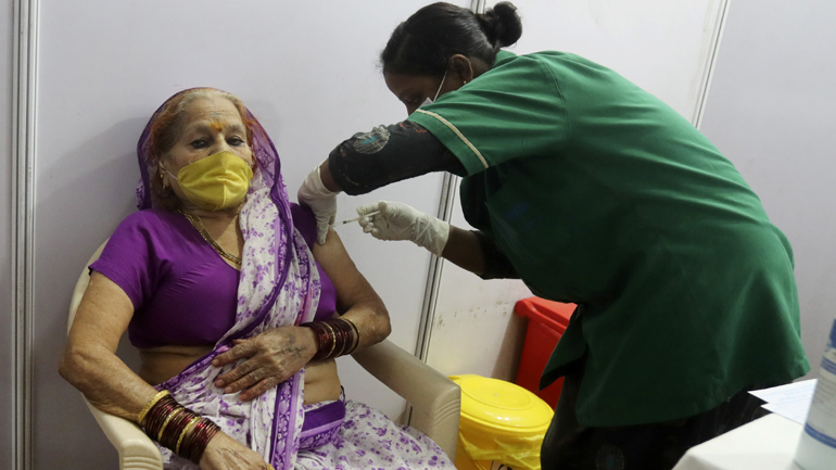 Ινδία: Επιτροπή εμπειρογνωμόνων ενέκρινε για επείγουσα χρήση το Sputnik-V