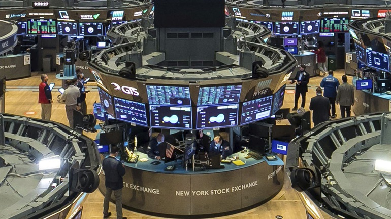 Κλείσιμο με πτώση στη Wall Street