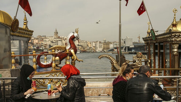 Τουρκία: Ελεύθεροι υπό όρους οι δέκα απόστρατοι ναύαρχοι