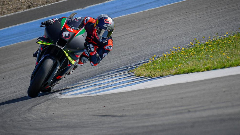 Έκανε τους πρώτους γύρους με την Aprilia ο Dovizioso