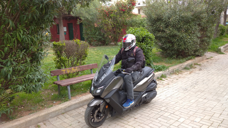 Άνετο και με καλή προστασία από τα στοιχεία της φύσης.