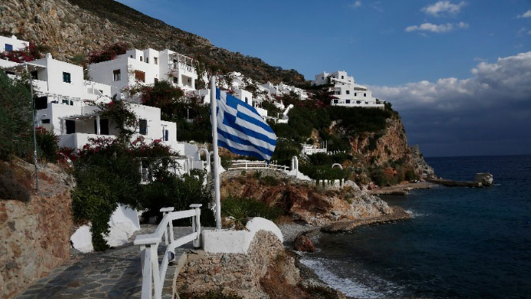 La Repubblica: Η Ελλάδα εμβολιάζει τους κατοίκους των νησιών έως τα τέλη Απριλίου