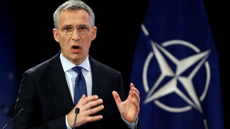 O Στόλτενμπεργκ καλεί τη Ρωσία να αποσύρει τις στρατιωτικές δυνάμεις από τα σύνορα με την Ουκρανία