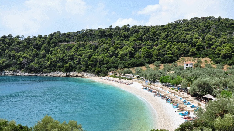 Το Family Traveller προτείνει τα δέκα καλύτερα ελληνικά νησιά για τις φετινές οικογενειακές διακοπές – Πρώτη η Αλόννησος