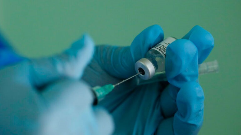 Γαλλία: Στους άνω των 55 το εμβόλιο της Johnson & Johnson