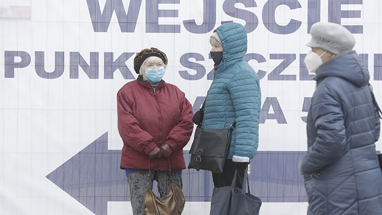 Πολωνία-Covid-19: Ανοίγουν νηπιαγωγεία και υπαίθριες αθλητικές εγκαταστάσεις