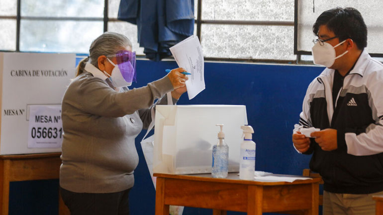 Προεδρικές εκλογές στο Περού: Πέδρο Καστίγιο εναντίον Κέικο Φουχιμόρι στον 2ο γύρο την 6η Ιουνίου