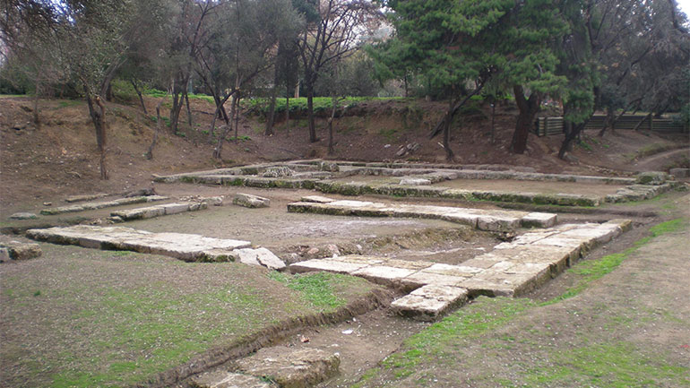 Αναδεικνύεται η Ακαδημία Πλάτωνος – Δημιουργείται το Αρχαιολογικό Μουσείο Αθήνας