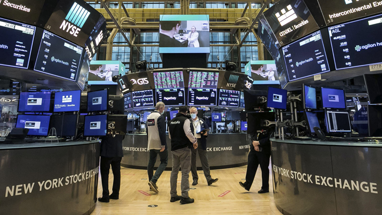 Wall Street: Ο Dow Jones «έσπασε» το φράγμα των 34.000 μονάδων