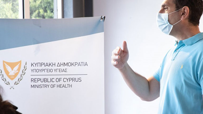 Κύπρος: Εμβολιάστηκαν με AstraZeneca τα μέλη του υπουργικού συμβουλίου