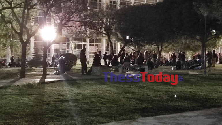 Μουσική, άφθονο αλκοόλ και παρέα μέχρι το πρωί στο ΑΠΘ