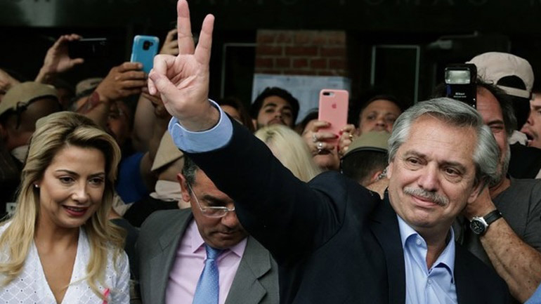 Αργεντινή: Ανάρρωσε ο πρόεδρος Αλμπέρτο Φερνάντες, ο οποίος είχε μολυνθεί από τον κορωνοϊό