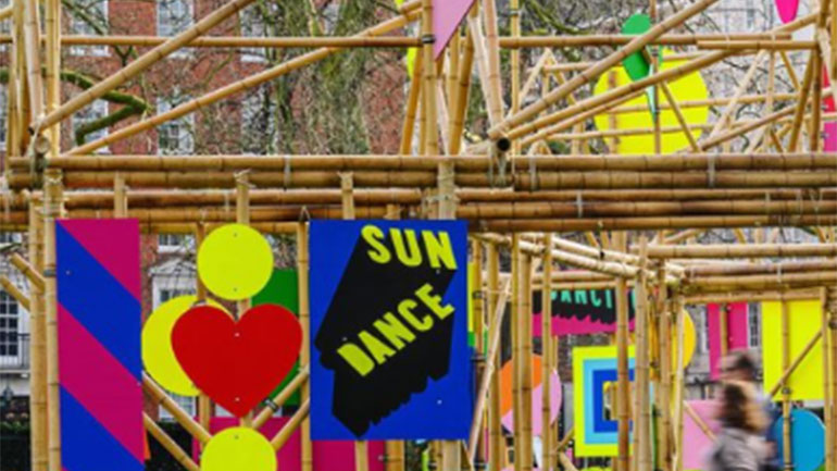 «See Through», μια εγκατάσταση στο Mayfair του Λονδίνου